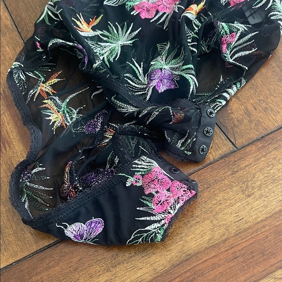 INC CONCEPTS EMBROIDERED SHEER BLACK MESH BODYSUIT TROPICAL FLORAL SIZE M - Picture 5 of 12